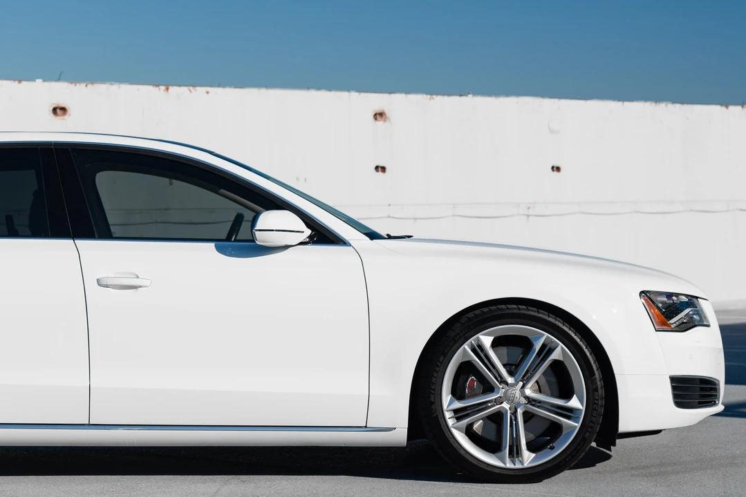 2013 Audi D4 A8 - Image 13 of 31
