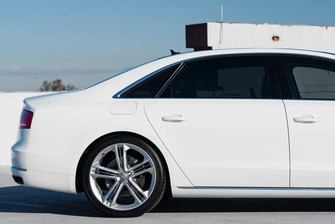 2013 Audi D4 A8 - Image 12 of 31