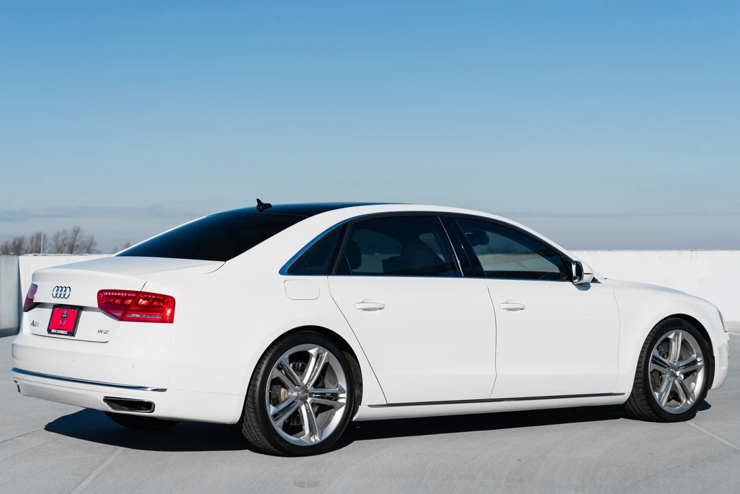2013 Audi D4 A8 - Image 6 of 31