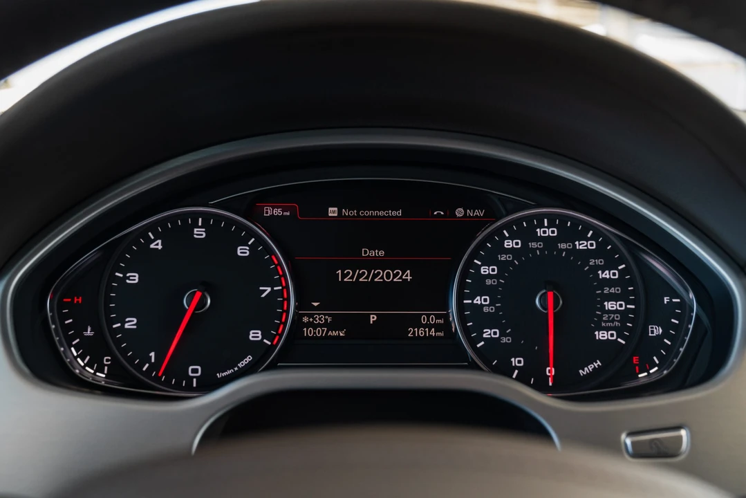 2013 Audi D4 A8 - Image 31 of 31