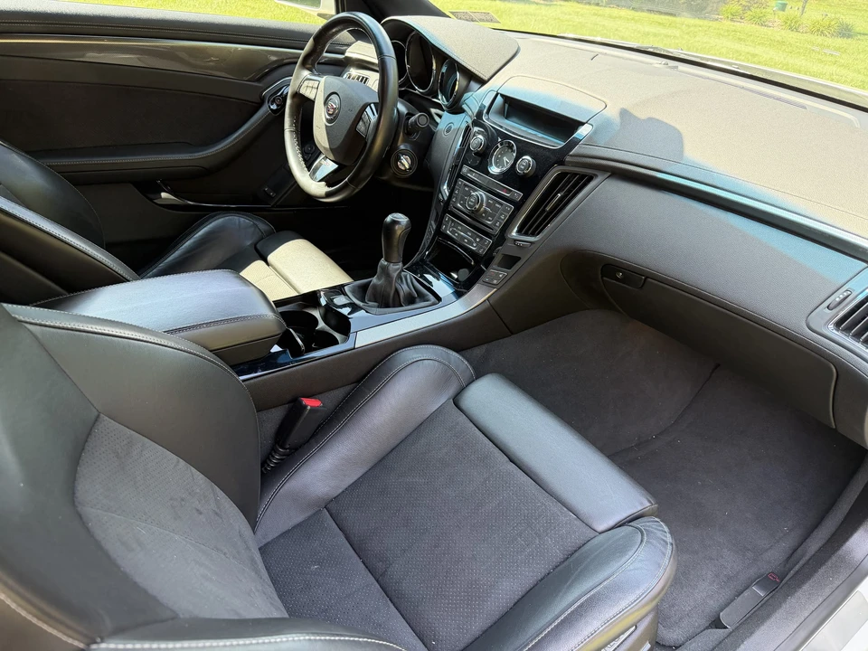 2013 Cadillac CTS-V 2nd Gen - Image 26 of 31
