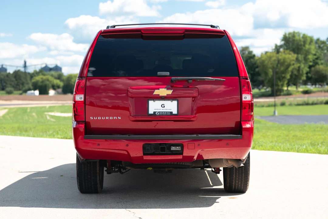 2013 Chevrolet Suburban 10th Gen - Image 7 of 31