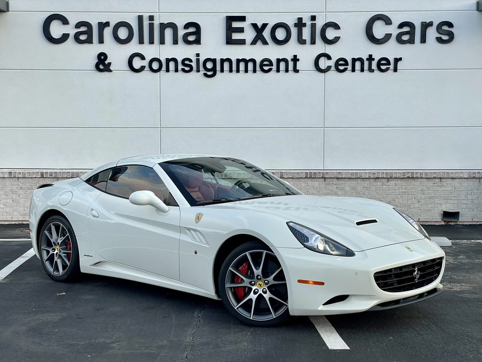 2013 Ferrari California - Image 14 of 31