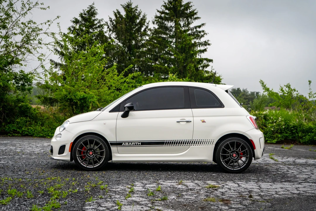 2013 Fiat Abarth 500 - Image 4 of 31