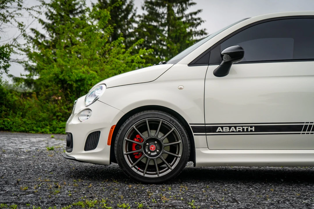 2013 Fiat Abarth 500 - Image 25 of 31