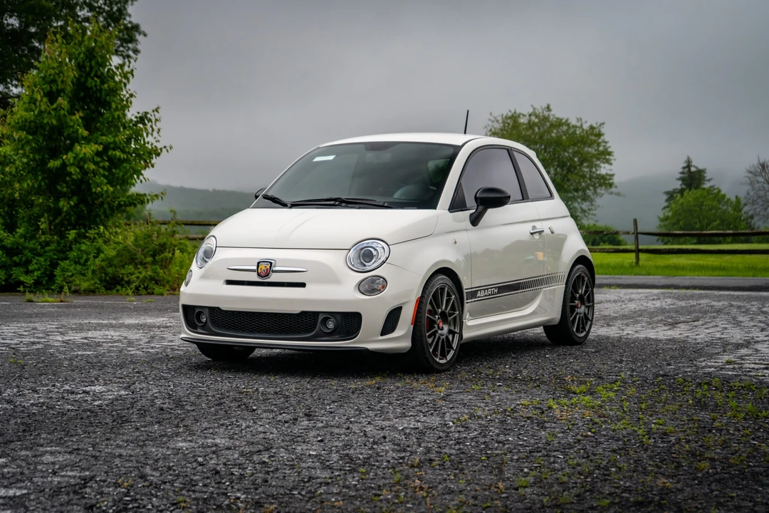 2013 Fiat Abarth 500 - Image 3 of 31