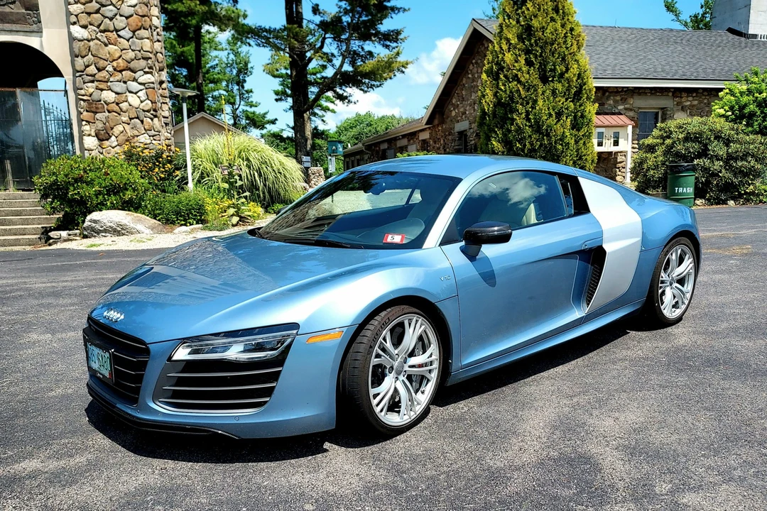 2014 Audi 42 R8 - Image 3 of 31