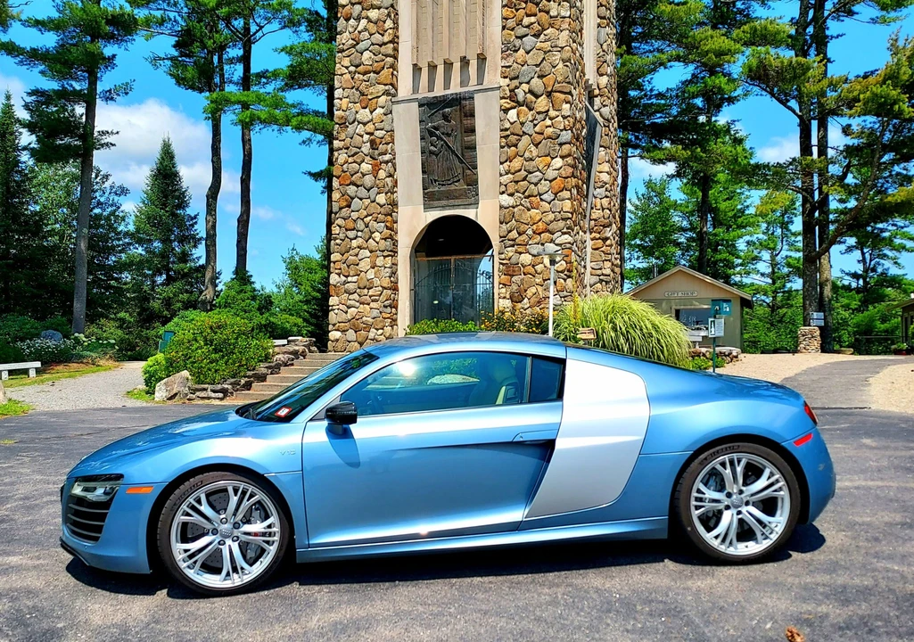 2014 Audi 42 R8 - Image 16 of 31