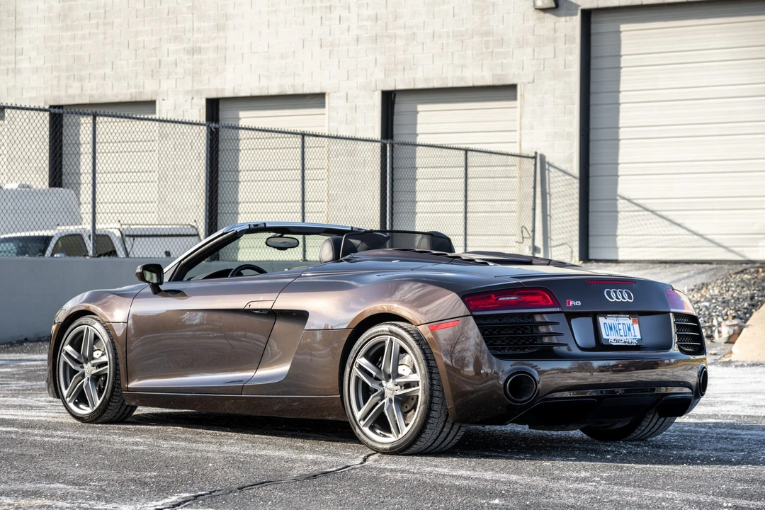 2014 Audi 42 R8 - Image 11 of 31