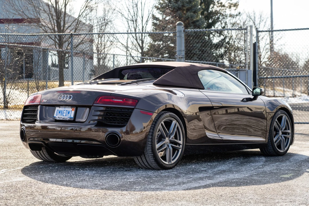 2014 Audi 42 R8 - Image 19 of 31