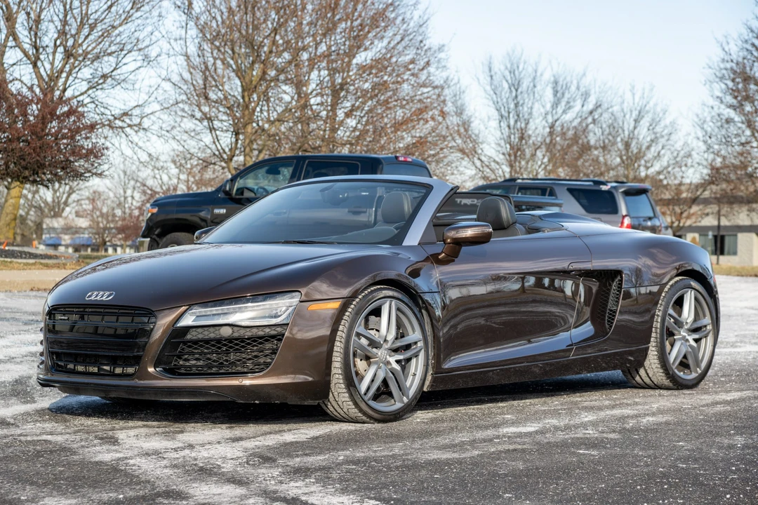 2014 Audi 42 R8 - Image 2 of 31