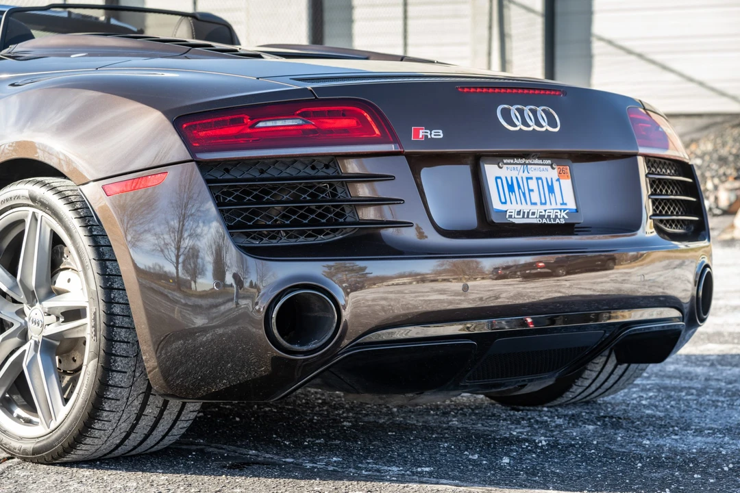 2014 Audi 42 R8 - Image 28 of 31