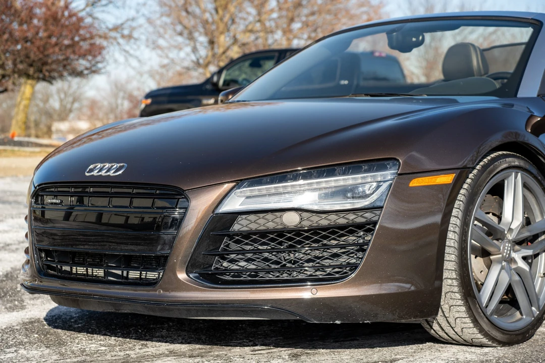 2014 Audi 42 R8 - Image 25 of 31