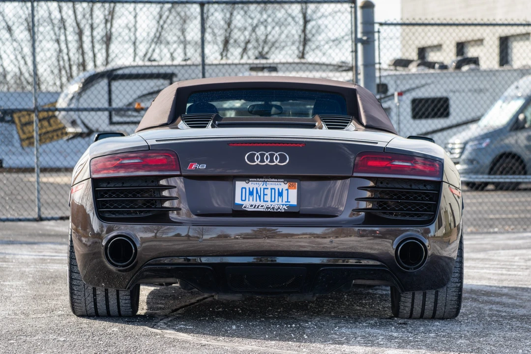 2014 Audi 42 R8 - Image 20 of 31