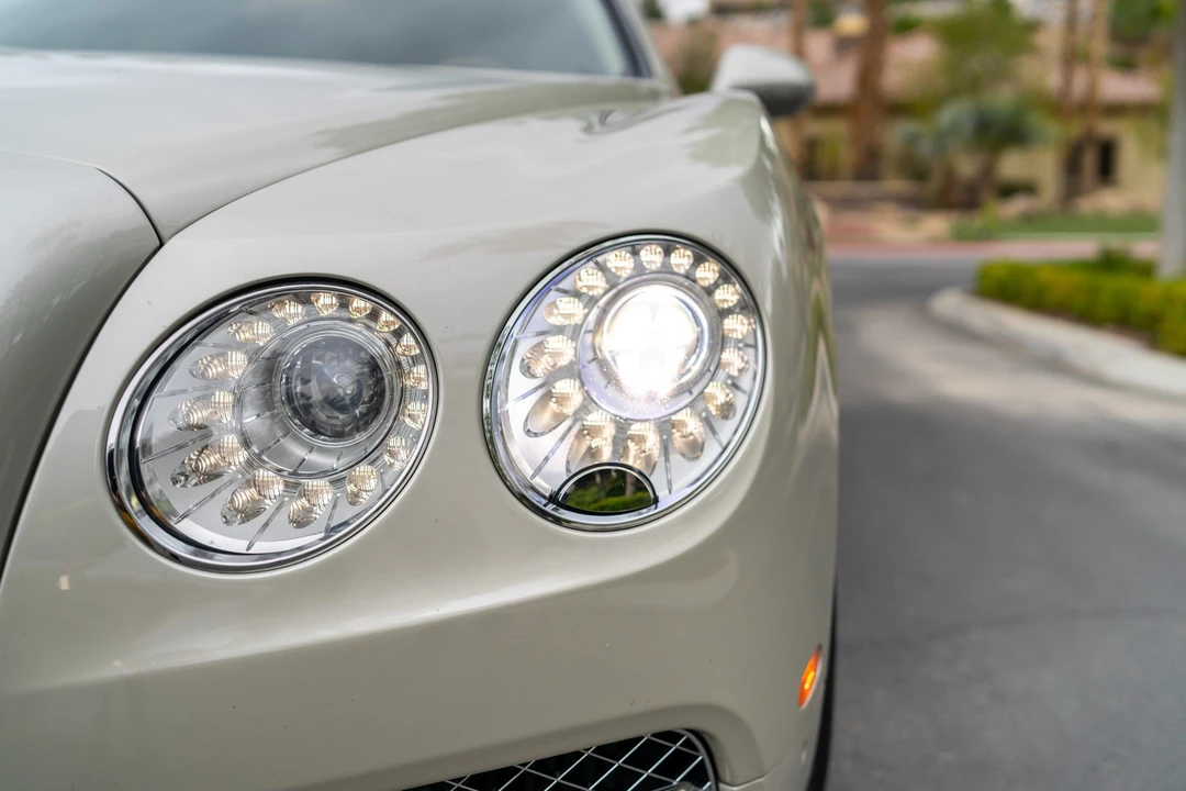 2014 Bentley Continental Flying Spur - Image 15 of 31