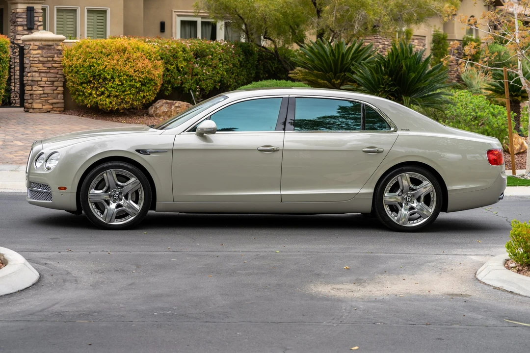 2014 Bentley Continental Flying Spur - Image 9 of 31