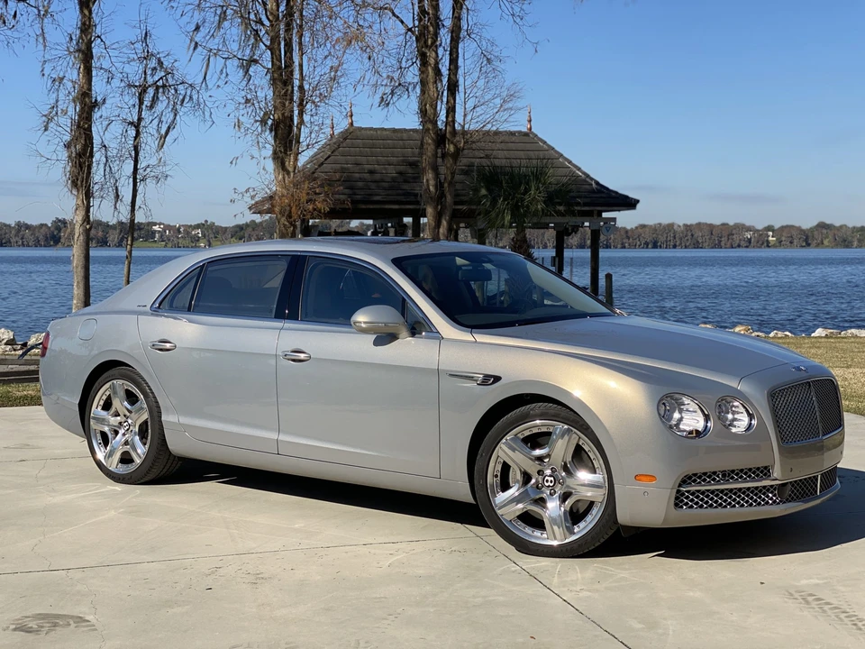 2014 Bentley Continental Flying Spur - Image 13 of 31