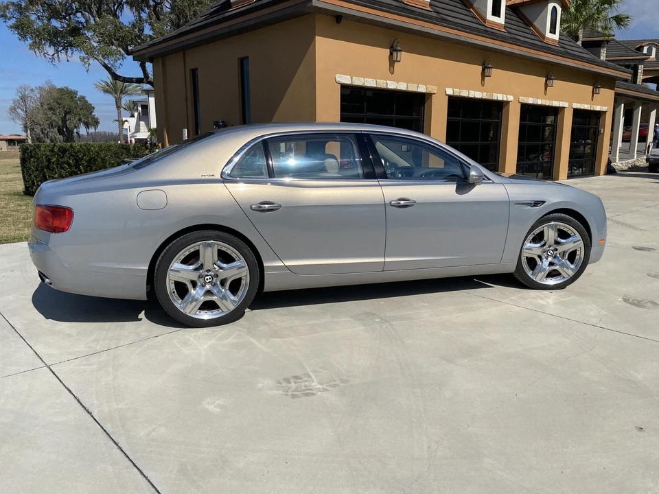 2014 Bentley Continental Flying Spur - Image 11 of 31
