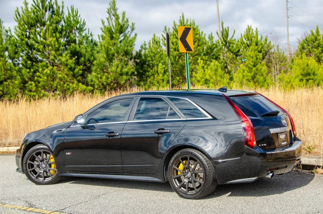 2014 Cadillac CTS-V 2nd Gen - Image 29 of 31