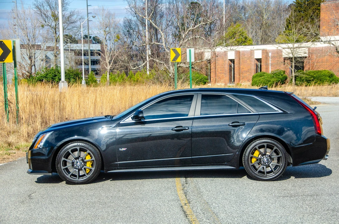 2014 Cadillac CTS-V 2nd Gen - Image 27 of 31