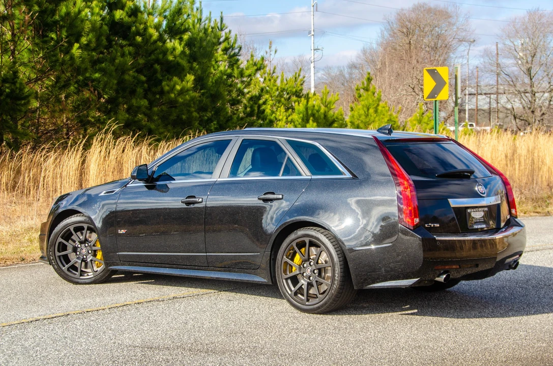 2014 Cadillac CTS-V 2nd Gen - Image 30 of 31