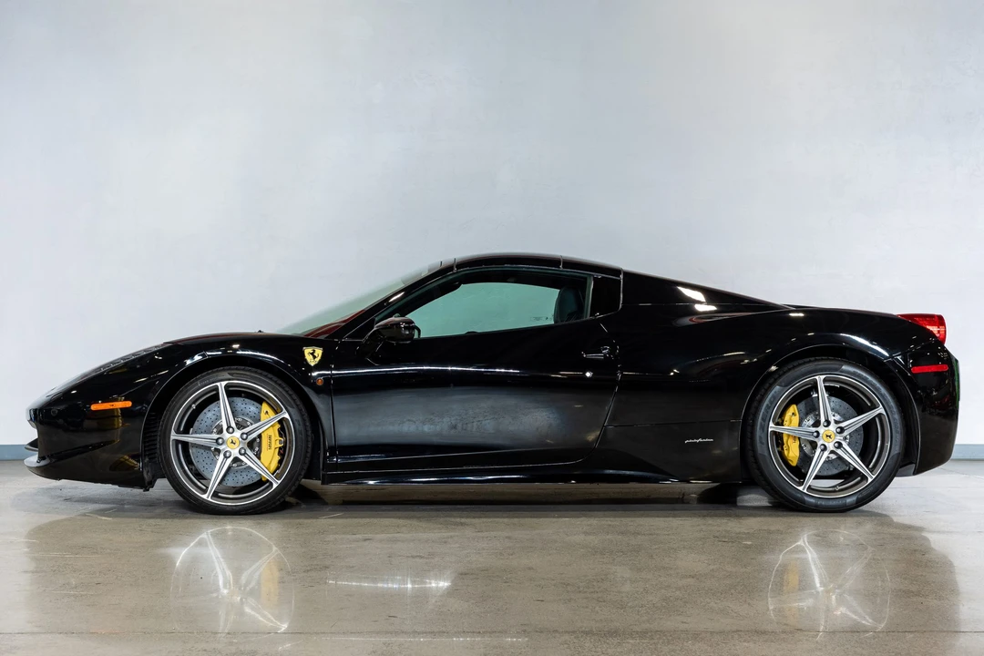 2014 Ferrari 458 Spider - Image 3 of 31