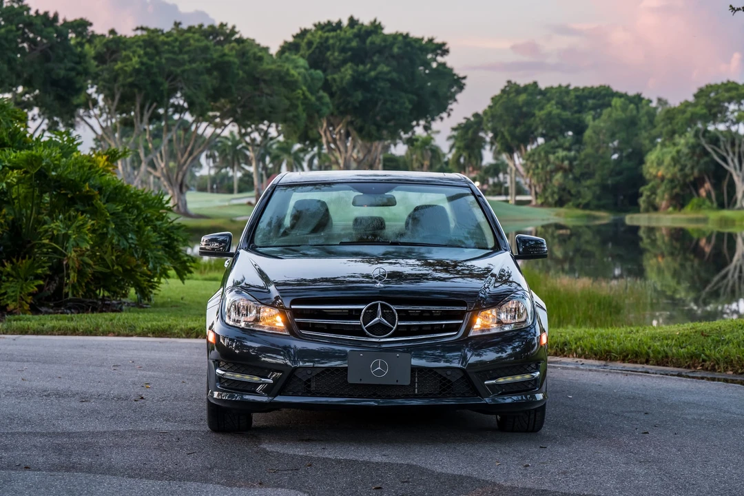 2014 Mercedes-Benz W204 C-Class - Image 12 of 31