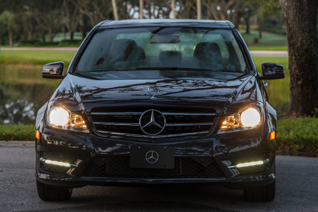 2014 Mercedes-Benz W204 C-Class - Image 14 of 31