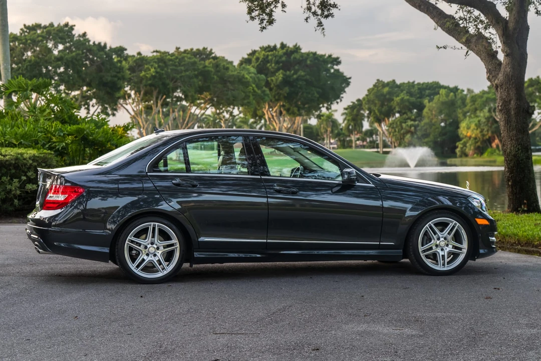 2014 Mercedes-Benz W204 C-Class - Image 9 of 31