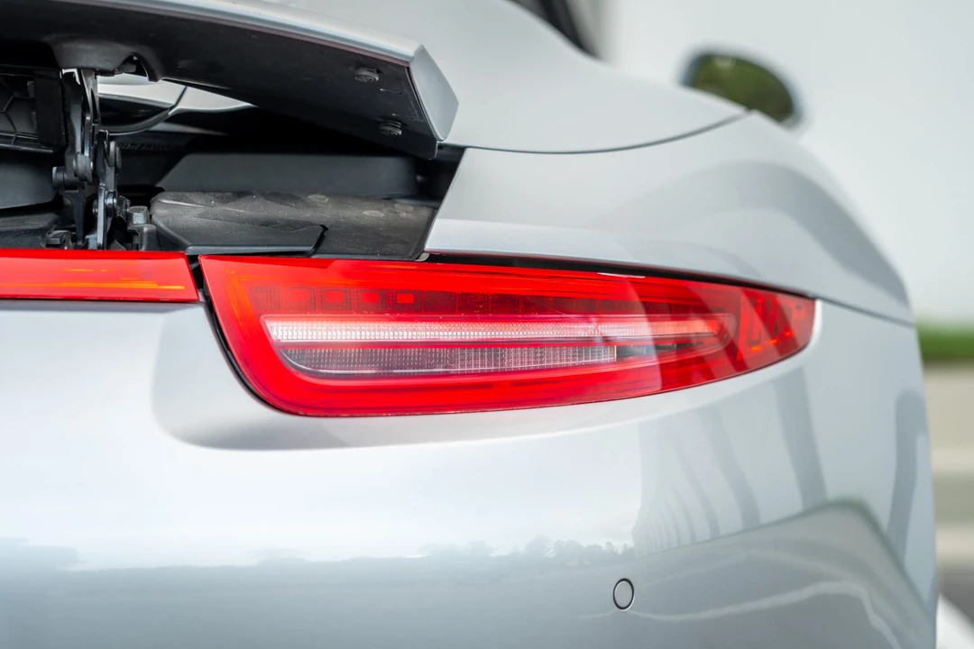 2014 Porsche 991 Carrera 4 - Image 26 of 31
