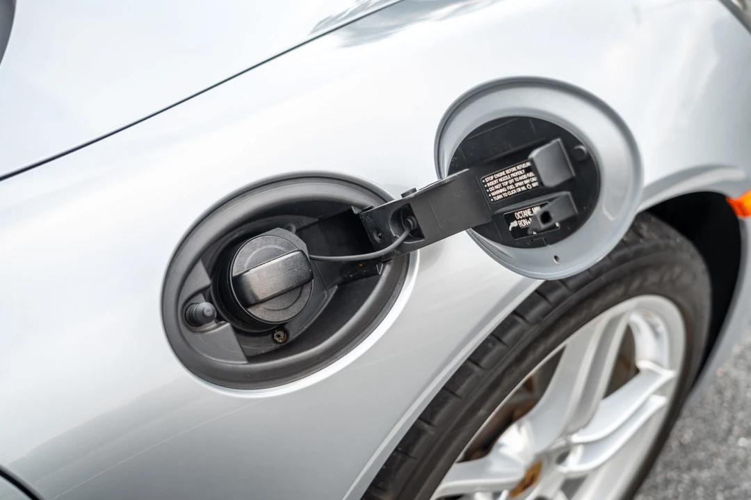 2014 Porsche 991 Carrera 4 - Image 28 of 31