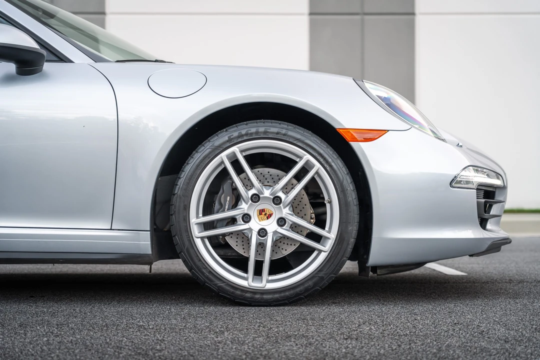 2014 Porsche 991 Carrera 4 - Image 17 of 31