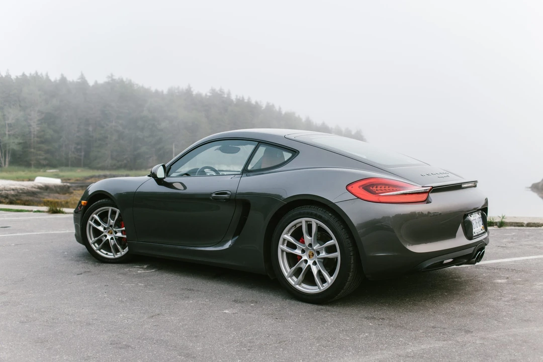 2014 Porsche 981 Cayman S - Image 6 of 31