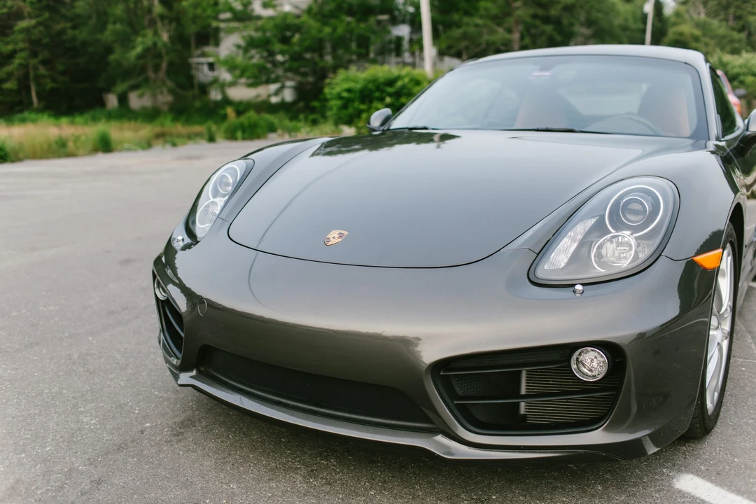 2014 Porsche 981 Cayman S - Image 18 of 31