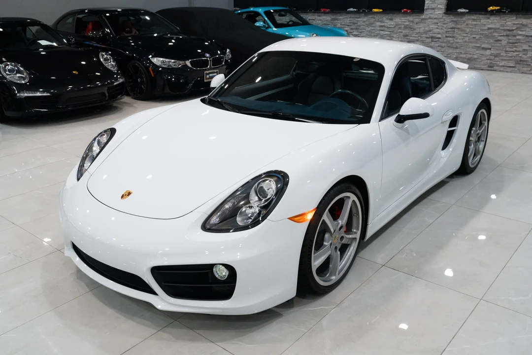 2014 Porsche 981 Cayman S - Image 2 of 31