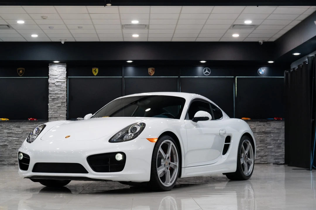 2014 Porsche 981 Cayman S - Image 16 of 31
