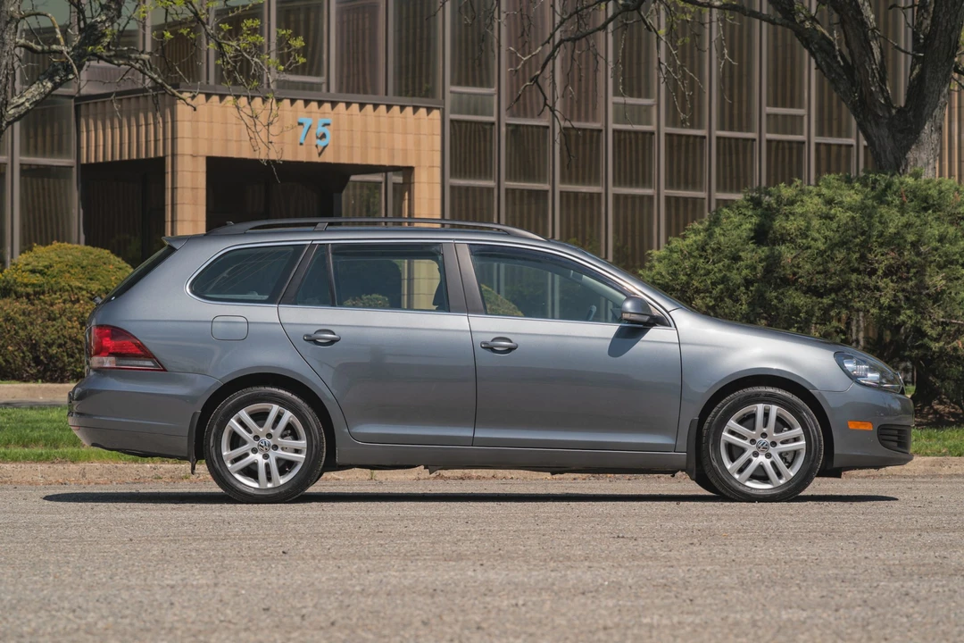 2014 Volkswagen A6 Jetta - Image 14 of 31