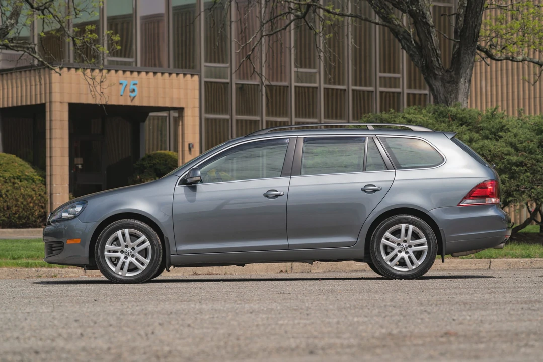 2014 Volkswagen A6 Jetta - Image 6 of 31