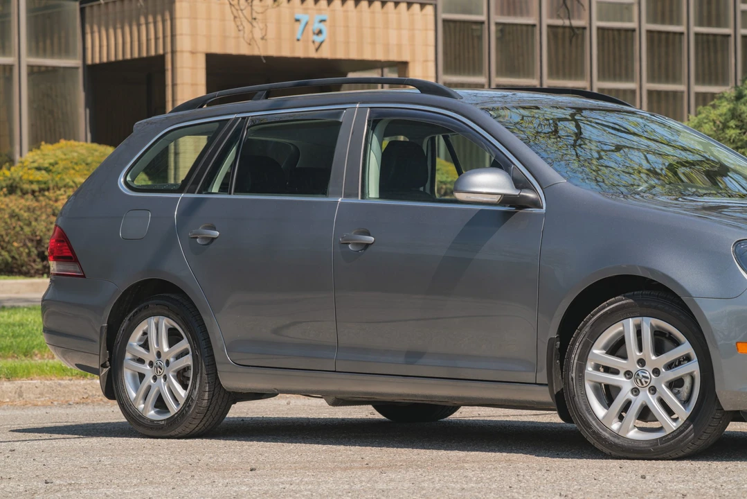 2014 Volkswagen A6 Jetta - Image 27 of 31