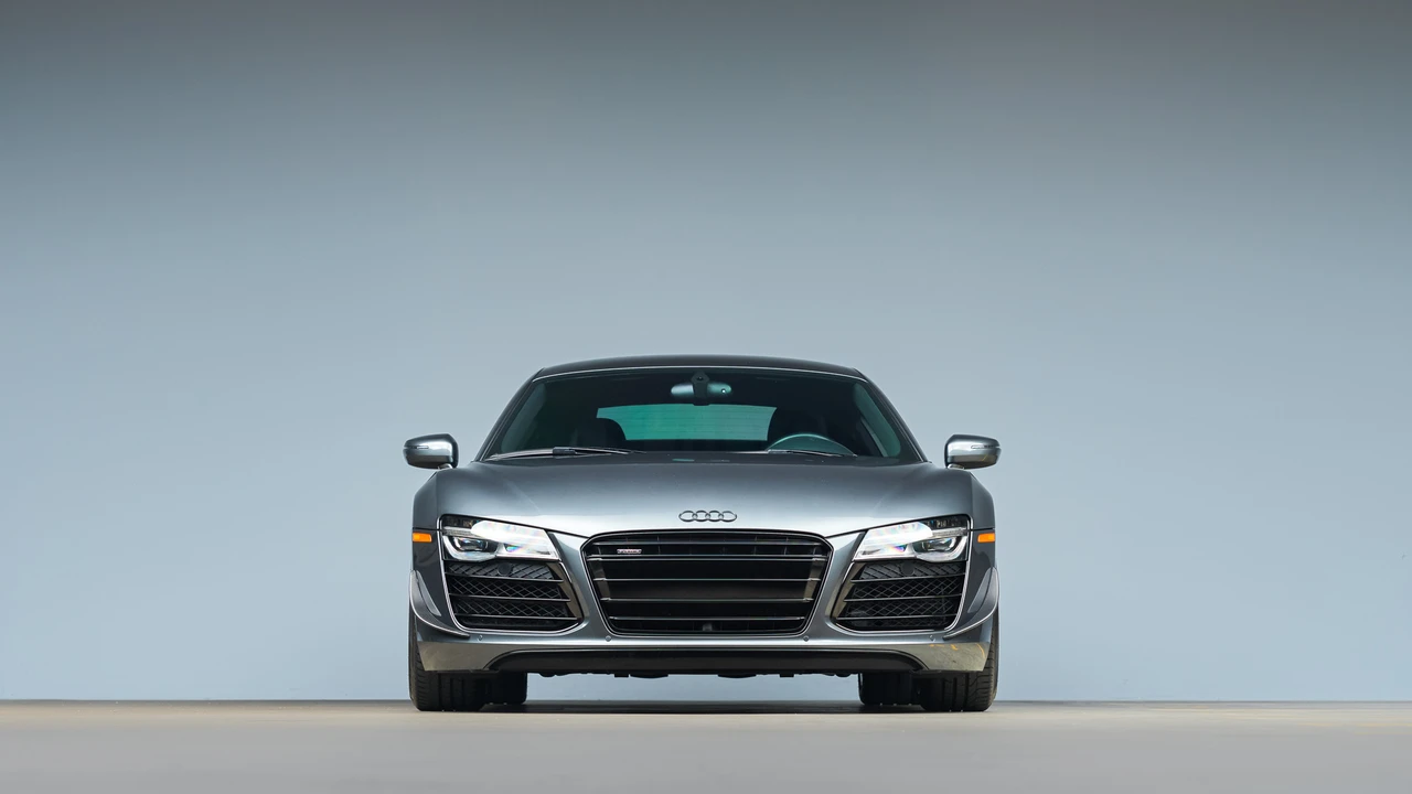 2015 Audi 42 R8 - Image 21 of 31