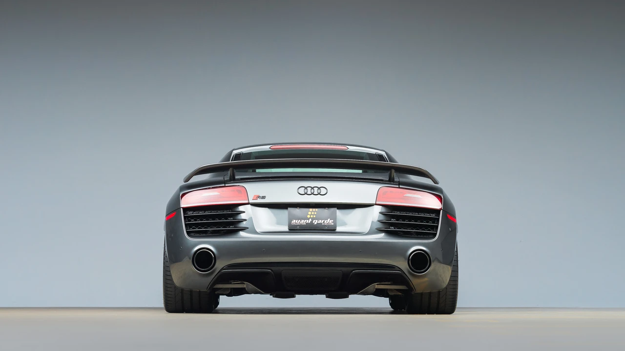 2015 Audi 42 R8 - Image 25 of 31
