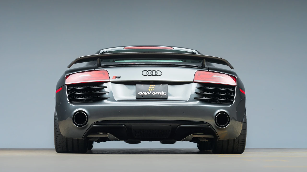 2015 Audi 42 R8 - Image 22 of 31