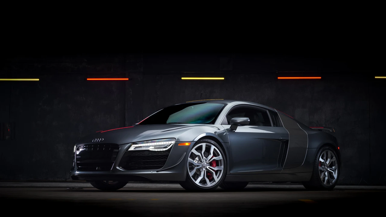 2015 Audi 42 R8 - Image 3 of 31