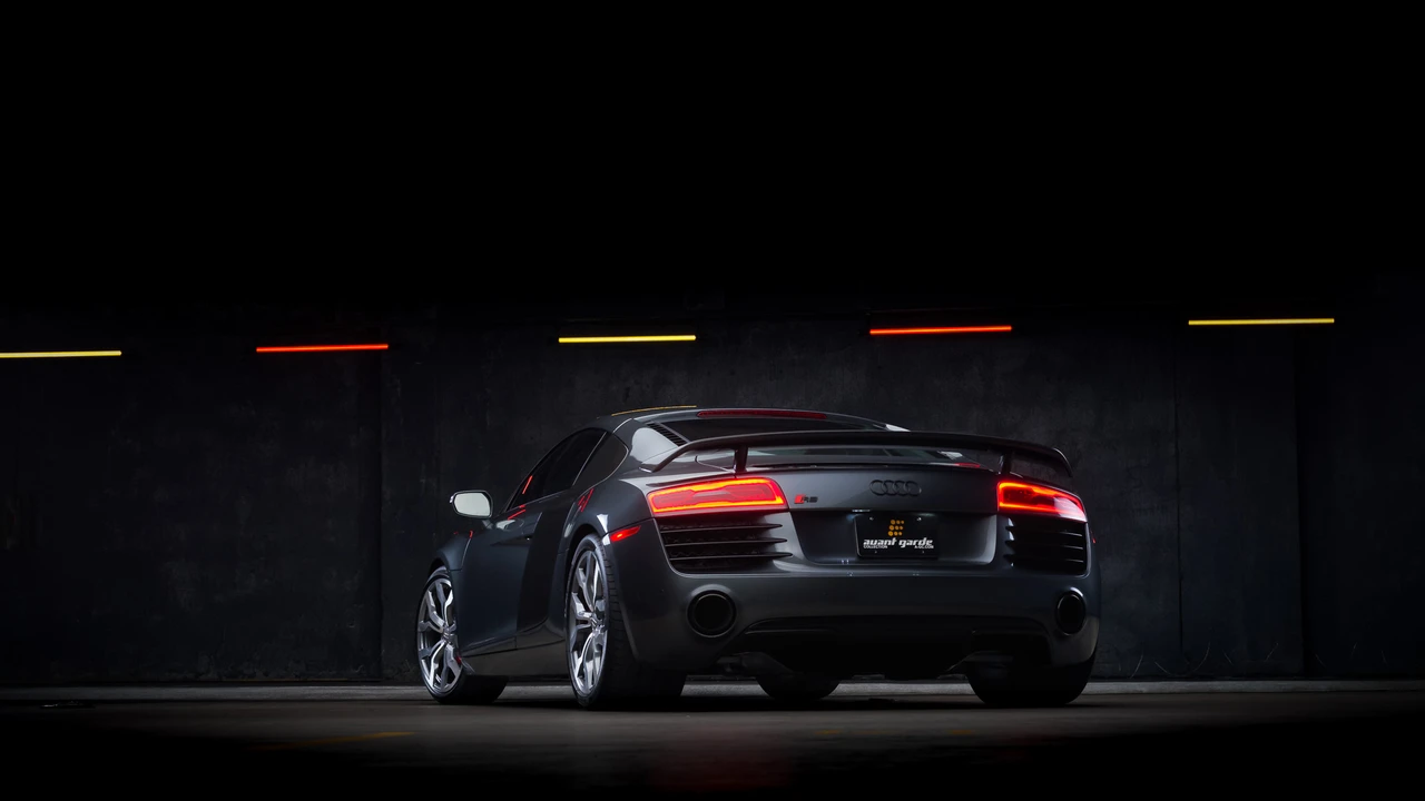 2015 Audi 42 R8 - Image 11 of 31