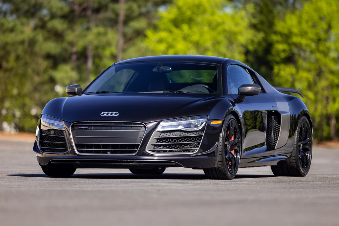2015 Audi 42 R8 - Image 4 of 31