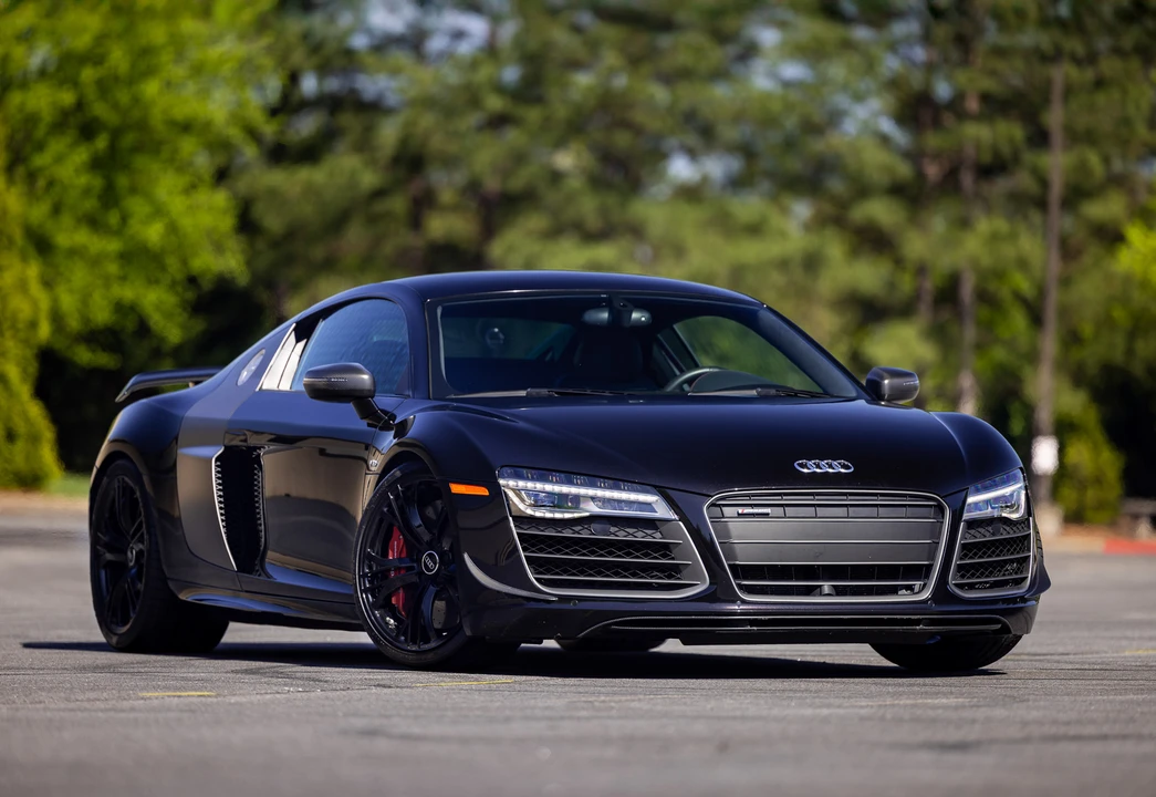 2015 Audi 42 R8 - Image 6 of 31