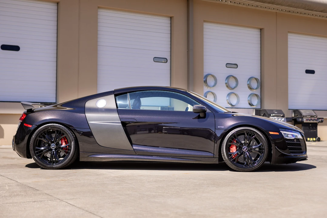 2015 Audi 42 R8 - Image 19 of 31