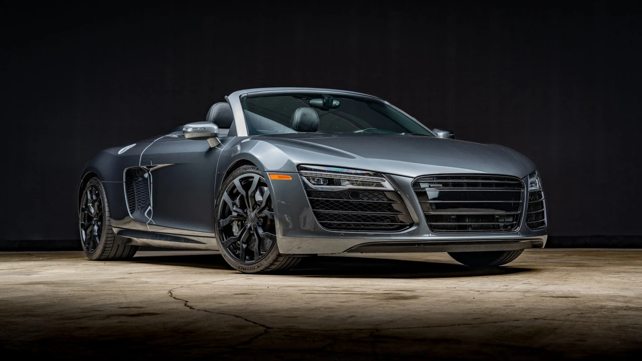 2015 Audi 42 R8 - Image 5 of 31