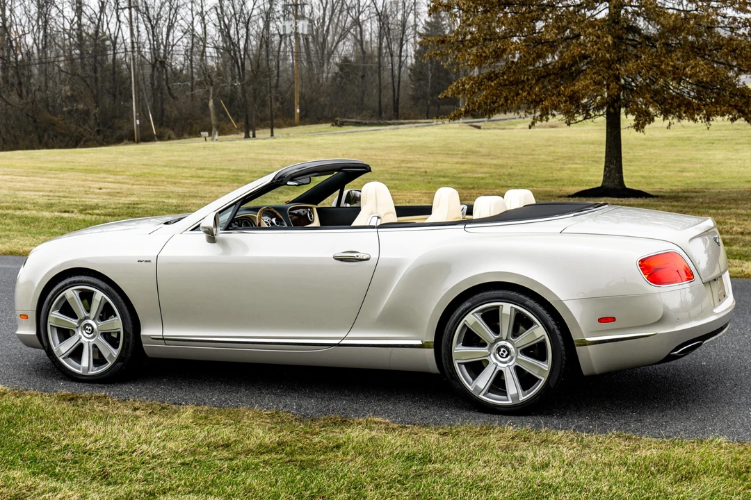 2015 Bentley Continental GTC - Image 24 of 31