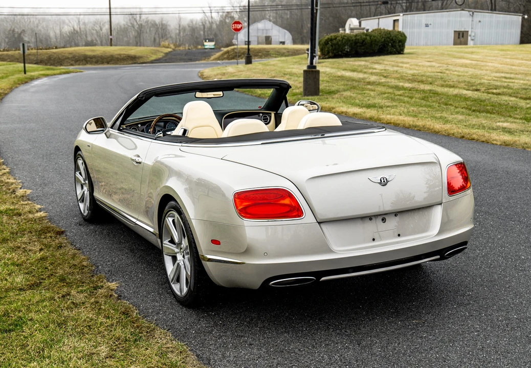 2015 Bentley Continental GTC - Image 20 of 31